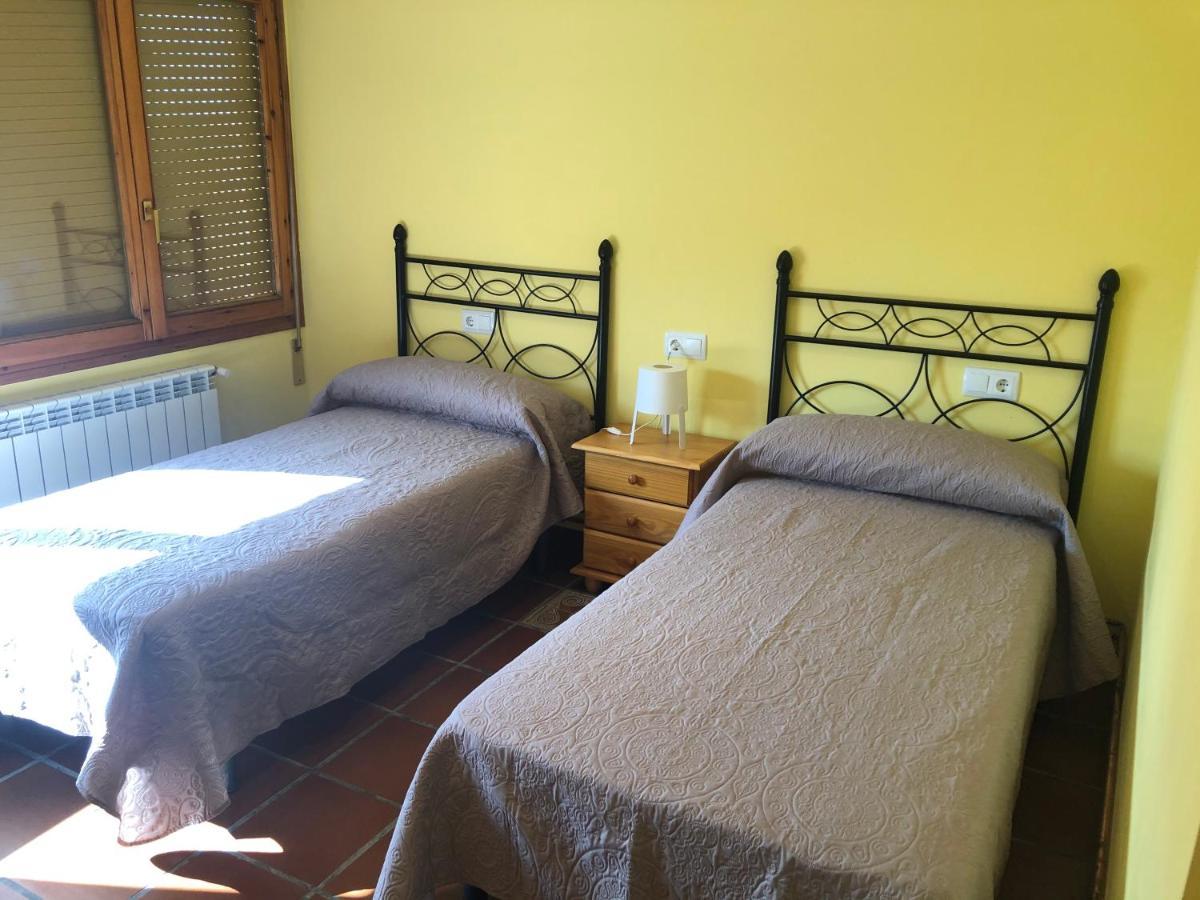 Bar Hostal Torralba De Los Sisones מראה חיצוני תמונה